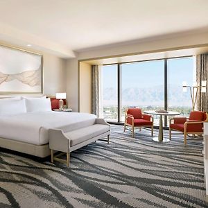 Premium King Room City View